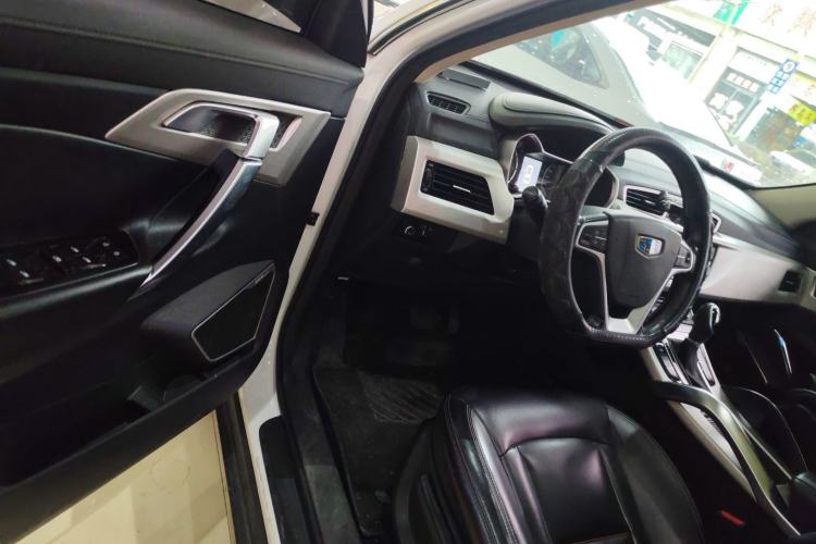 Used Geely Auto Emgrand X7 Sport 2018 1.8TD Automatic Two-Wheel Drive Zhiya Model