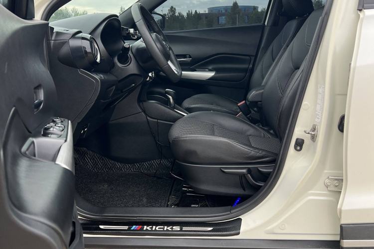 Used Nissan Kicks 2019 1.5L CVT Smart Connect Luxury Edition
