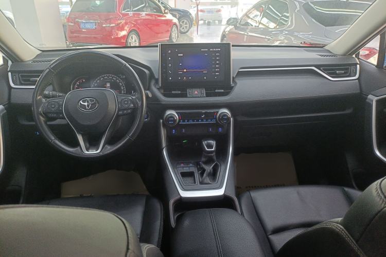 Used Toyota RAV4 2021 2.0L CVT Two-Wheel Drive Fashion PLUS Edition
