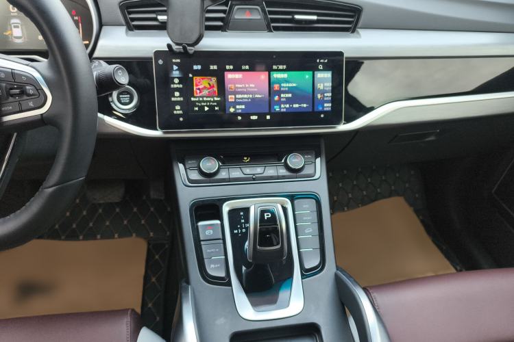 Used Geely Auto Emgrand X7 Sport 2022 1.8TD DCT Zhiya Trim
