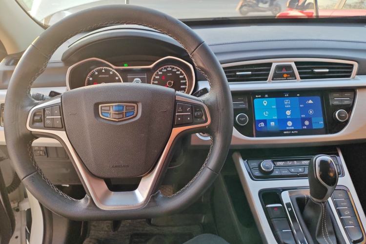 Used Geely Auto Emgrand X7 Sport 2016 1.8TD Automatic ZhiShang Model
