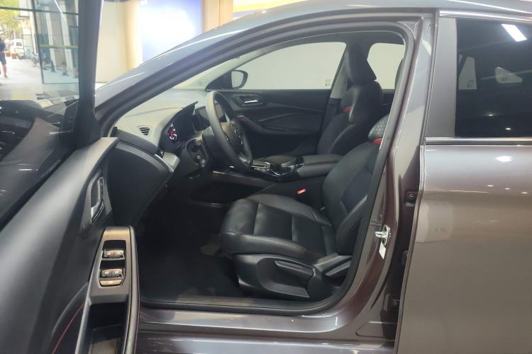 Used MG 5 2022 180 DVVT CVT Youth Style Edition
