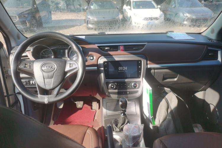 Used  T8 2018 2.0T Diesel Two-Wheel Drive Prestige Version Big Double HFC4DB2-1D1
