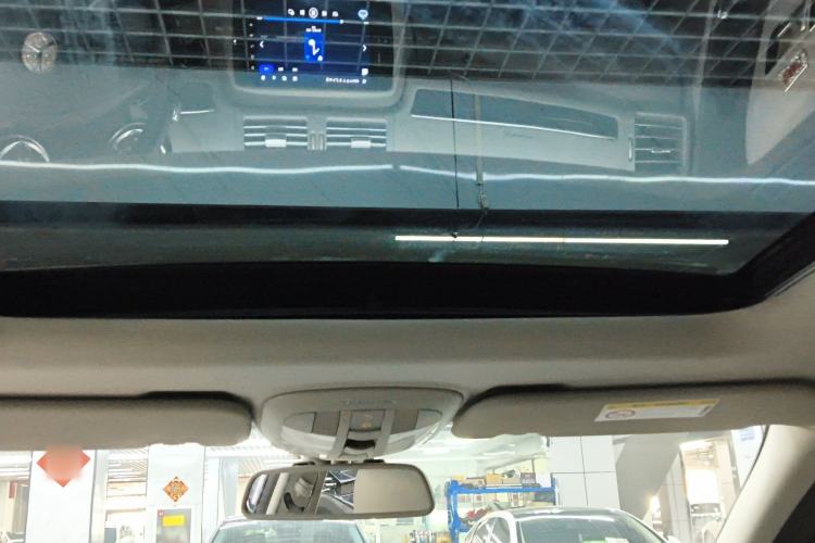 Used Mercedes-Benz R-Class 2017 R 320 4MATIC Business Edition Prestige Model