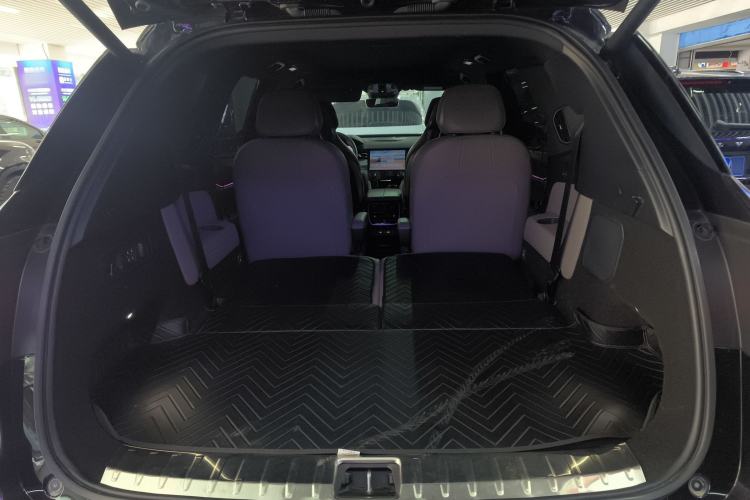 Used Lynk & Co 09 EM-P 2023 2.0TD EM-P Long-Range Version PM Six-Seater