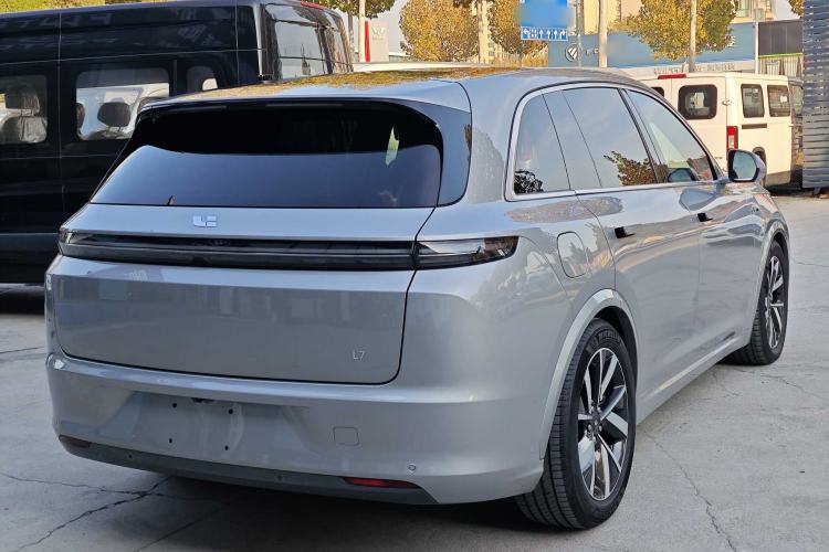 Used Li Auto L7 2023 Pro Model
