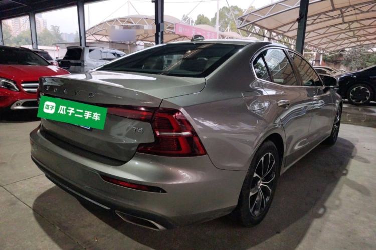 Used Volvo S60 2020 T4 Zhiyi Luxury Edition