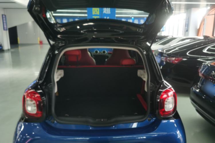 Used  forfour 2016 1.0L 52 kW Dynamic Edition