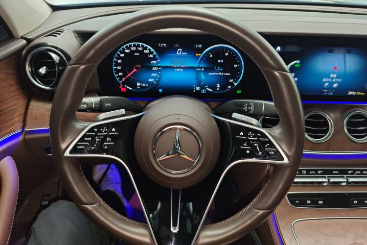 Used Mercedes-Benz E-Class 2023 Facelift E 260 L