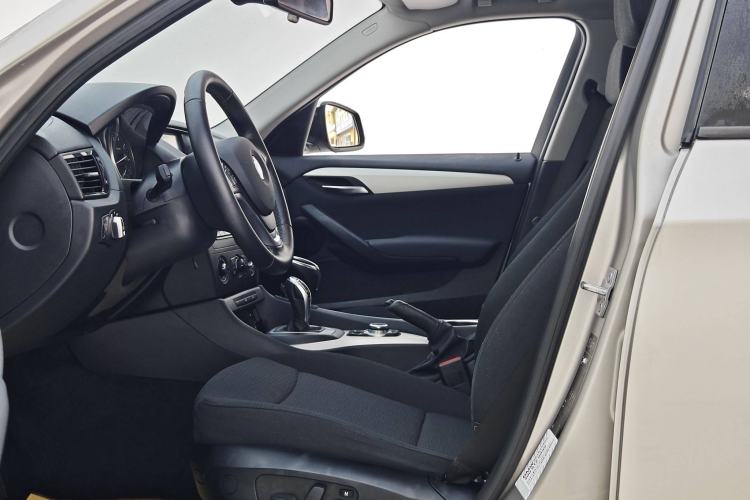 Used BMW X1 2014 sDrive18i Fashion Model
