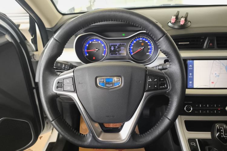 Used Geely Auto Vision 2019 Upgraded Model 1.5L CVT Luxury Version China VI Standard
