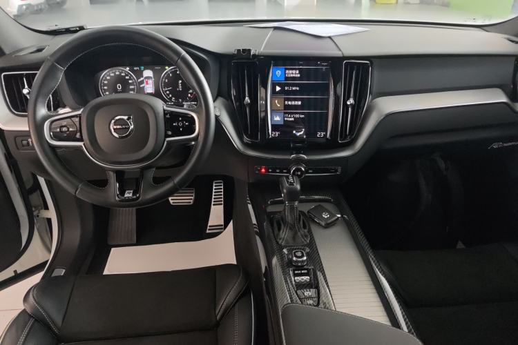 Used Volvo XC60 2019 T5 4x4 Zhiyuan Sport Edition China V Standard