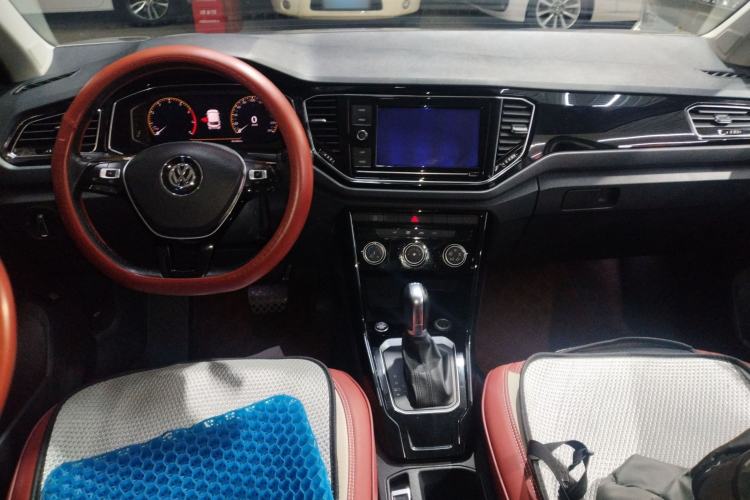 Used Volkswagen T-ROC 2020 280TSI DSG Two-Wheel Drive Comfort Version