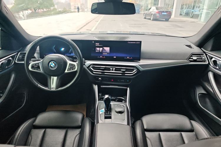 Used BMW i4 2022 eDrive40
