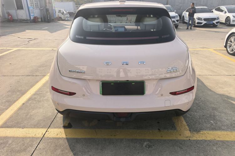 Used ORA Good Cat 2023 401 km Standard Range Luxury Version Lithium Iron Phosphate
