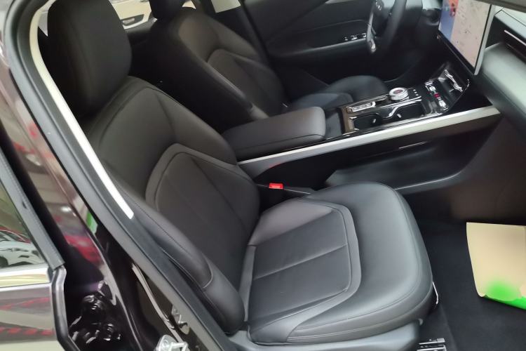 Used Wuling Xingguang 2024 Co-Creation Edition 150 Advanced Model
