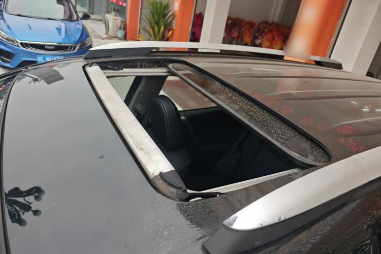 Used Toyota RAV4 2015 2.0L CVT Two-Wheel Drive Fashion Edition