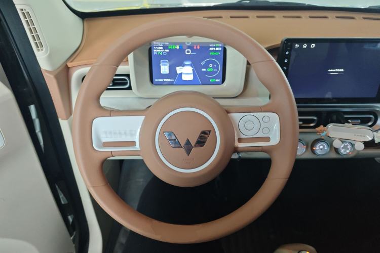 TDK.VehicleDetails.img