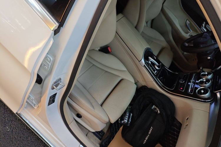 Used Mercedes-Benz C-Class 2015 C 200 L