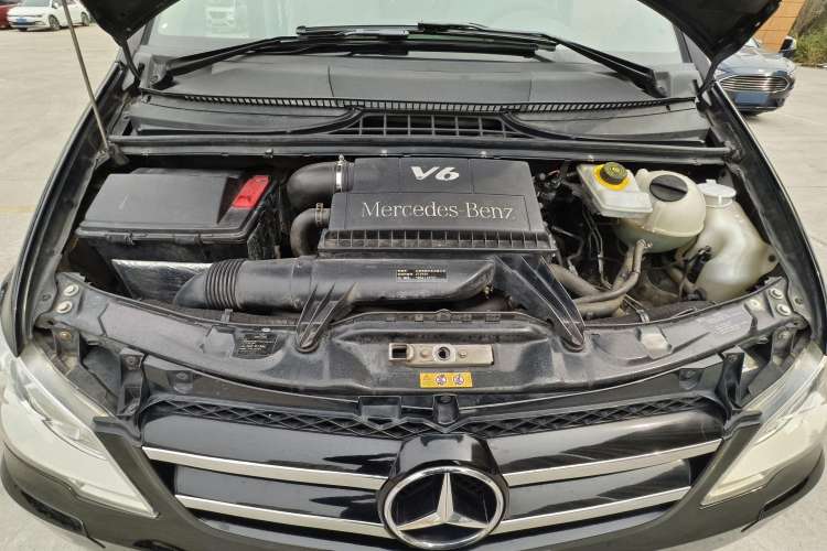 Used Mercedes-Benz Vito 2013 3.0L Elite Edition