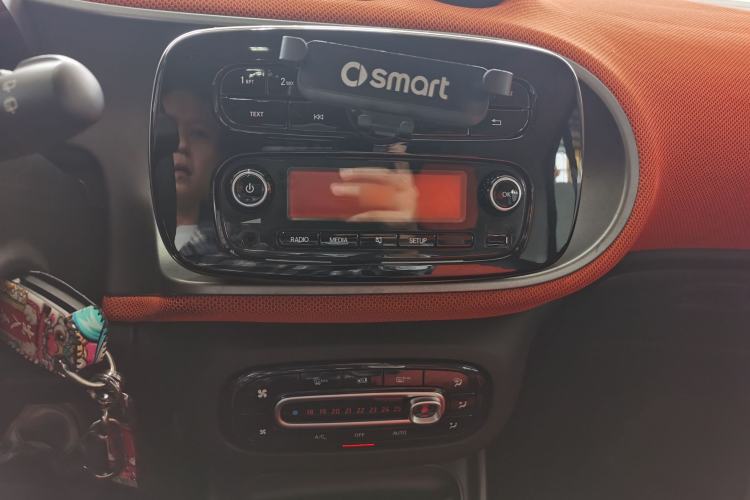 Used  fortwo 2015 1.0L 52 kW Hardtop Passion Edition
