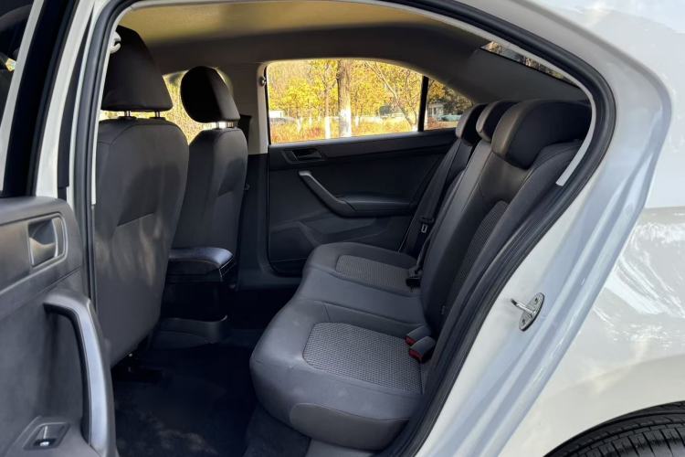 Used Volkswagen Santana 2021 1.5L Manual Fashion Edition
