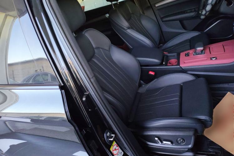 Used Audi Q5L 2025 40 TFSI Luxury Dynamic Edition
