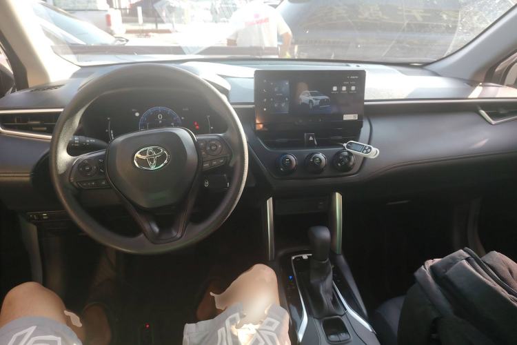 Used Toyota Corolla Cross 2024 2.0L Pioneer Edition
