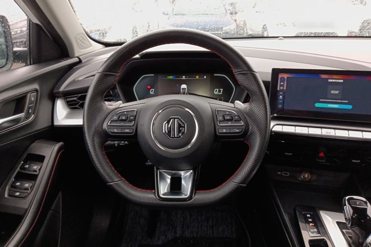 Used MG 5 2021 Revised 300TGI DCT Qingshè Luxurious Enjoyment Edition
