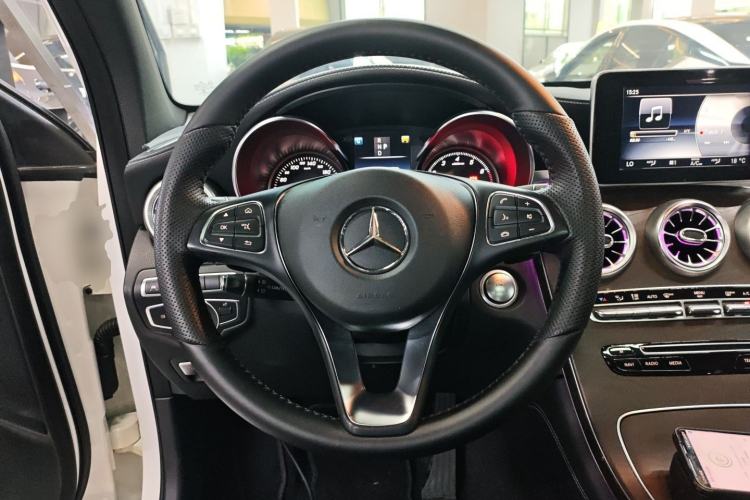 Used Mercedes-Benz GLC 2017 GLC 300 4MATIC Sport Edition
