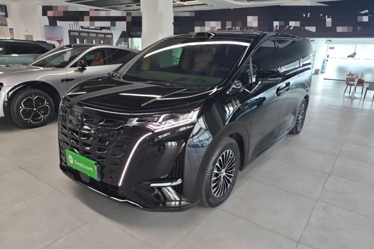 Used Denza D9 2025 DM-i Intelligent Drive 1020 Four-Wheel Drive Prestige Model