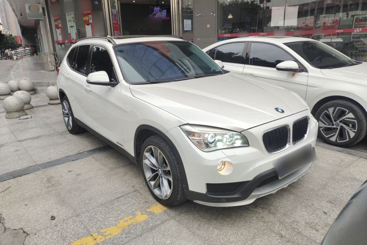 Used BMW X1 2015 sDrive18i Leading Edition
