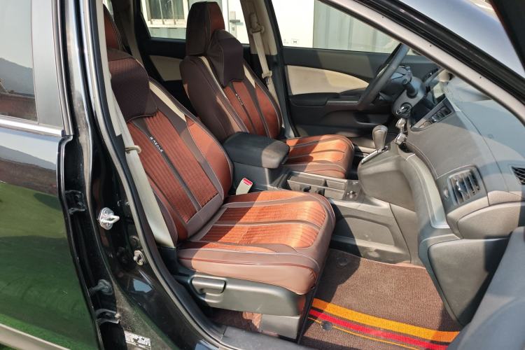 Used Honda CR-V 2016 2.0L two-wheel drive Urban Edition
