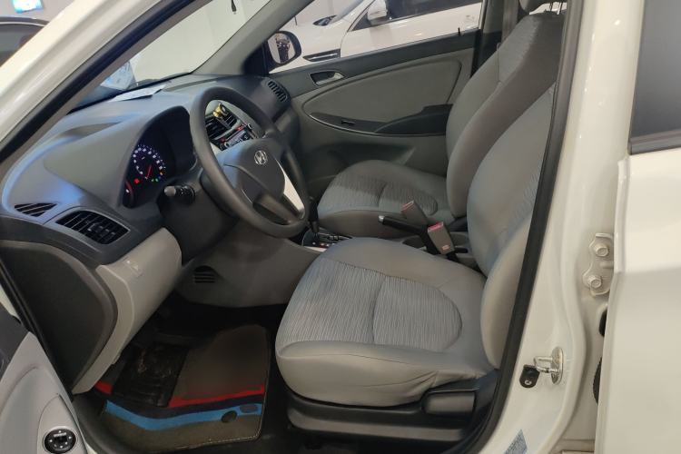 Used Hyundai Verna 2016 1.4L Automatic Leading-Edge GLX
