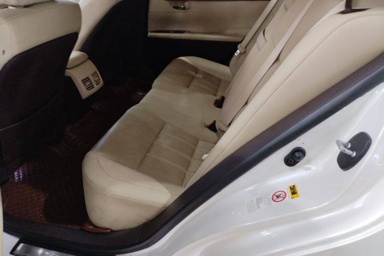 Used Lexus ES 2015 200 Elite Edition
