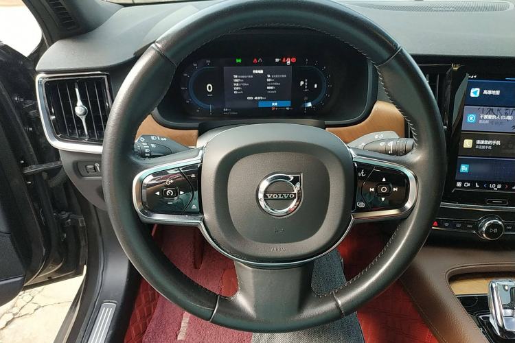 Used Volvo S90 2022 B5 Zhiyi Luxury Edition
