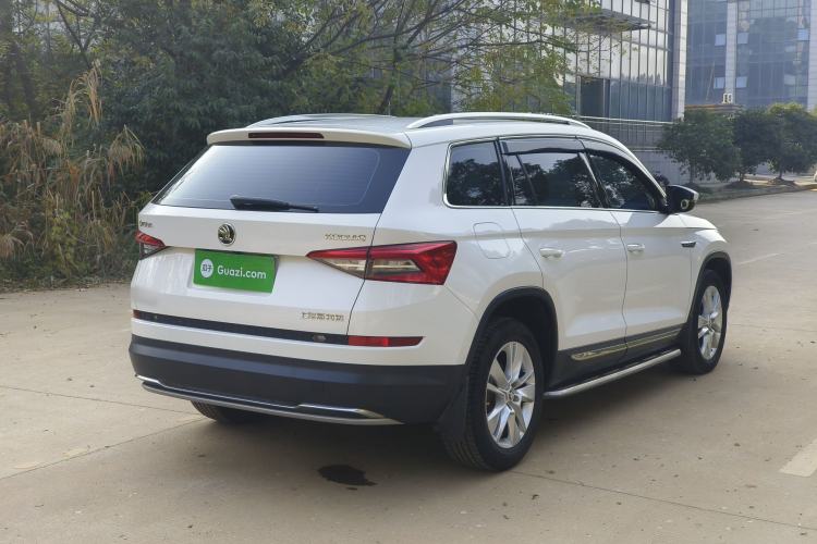 Used Skoda Kodiaq 2018 Facelifted TSI330 5-Seater Two-Wheel-Drive Luxury Enjoyment Edition
