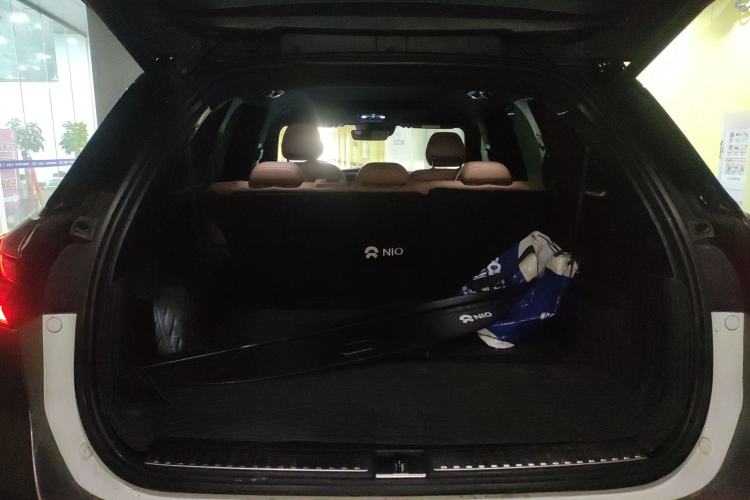 Used Nio ES8 2022 100kWh Signature Edition Seven-Seater
