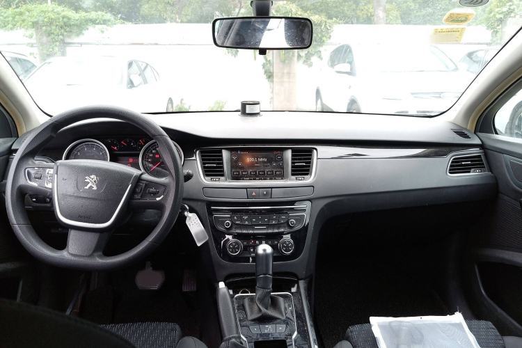 Used Peugeot 508 2015 2.0L Automatic Zhiyi Edition
