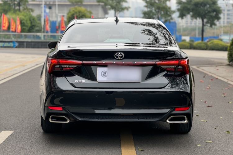 Used Toyota Avalon 2023 2.0L Premium Edition