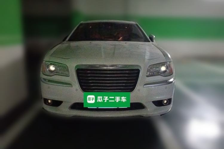 Used Chrysler 300C 2014 3.0L Excellence Edition
