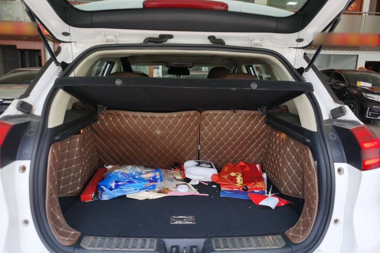 Used Geely Auto Emgrand X7 Sport 2016 1.8TD Automatic ZhiZun Version
