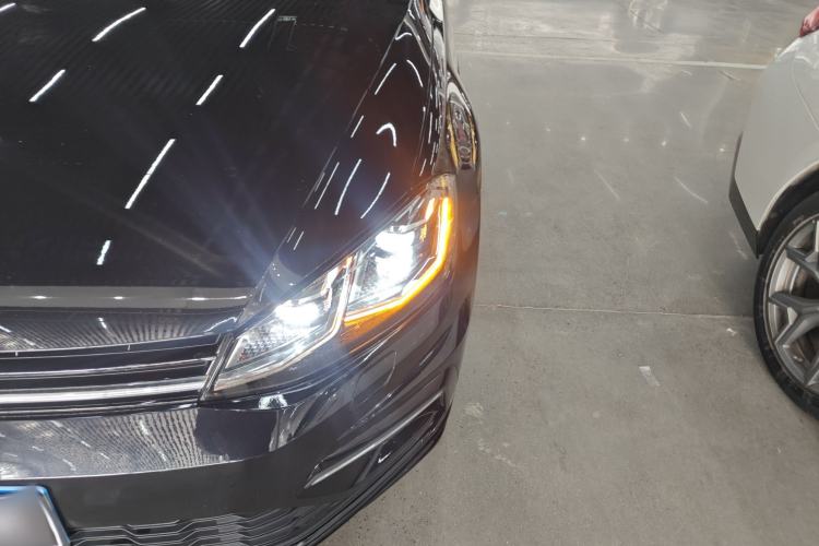 Used Volkswagen Golf 2019 280TSI DSG R-Line China VI Standard
