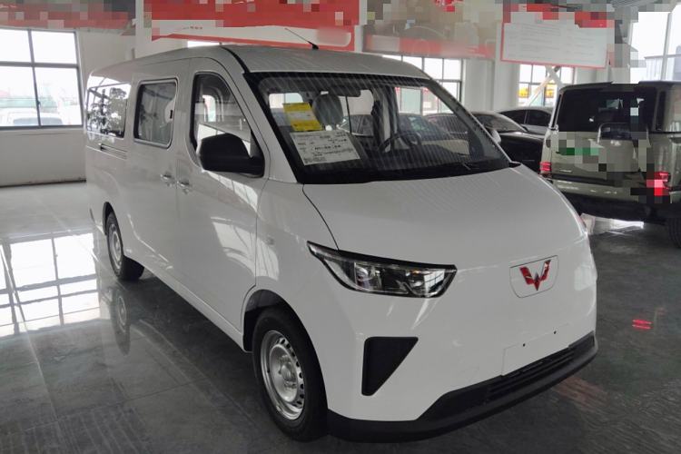 Used Wuling Yangguang 
