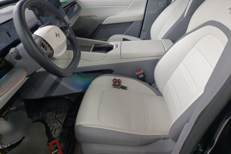 Used  eπ007 2024 Pure Electric 530 Air Edition
