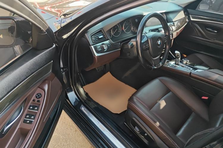 Used BMW 5 Series 2014 525Li Luxury Design Package