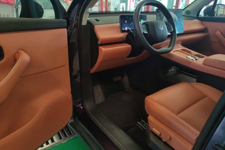 Used Leapmotor C16 2024 Range-Extended 200 LiDAR Edition
