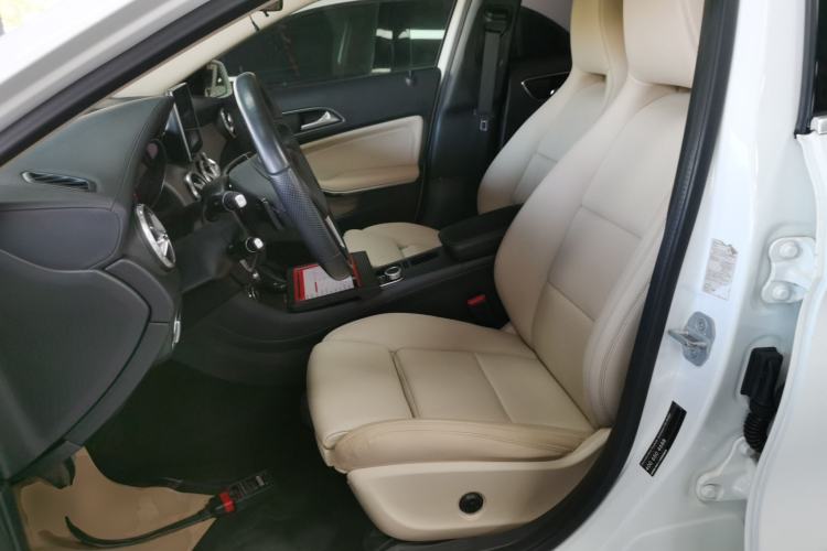 Used Mercedes-Benz GLA 2016 GLA 220 4MATIC Fashion Edition
