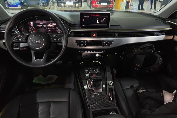 Used Audi A4L 2019 40 TFSI Fashion Edition China VI Emission Standard
