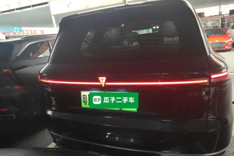 Used  S09 2025 Four-Wheel Drive Ultra+ Custom Edition
